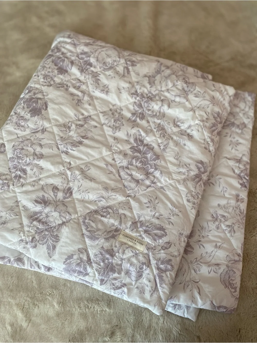 Cabbages & Roses London 2 quilted pillowcases/shams floral print